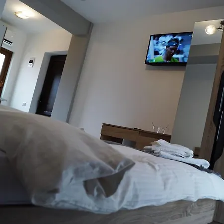 View 4*