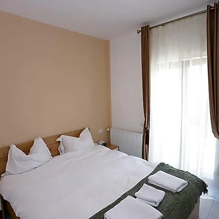 View 4*